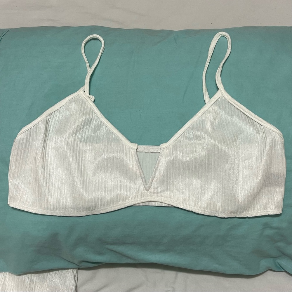 New never worn White two piece bathing suit set